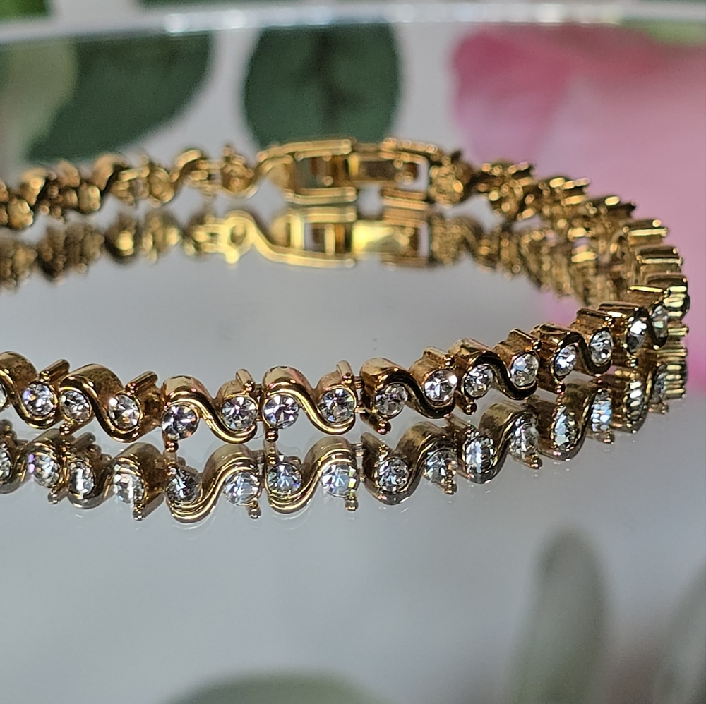 CZ Diamond tennis Bracelet "S" Style - Picture 5 of 7